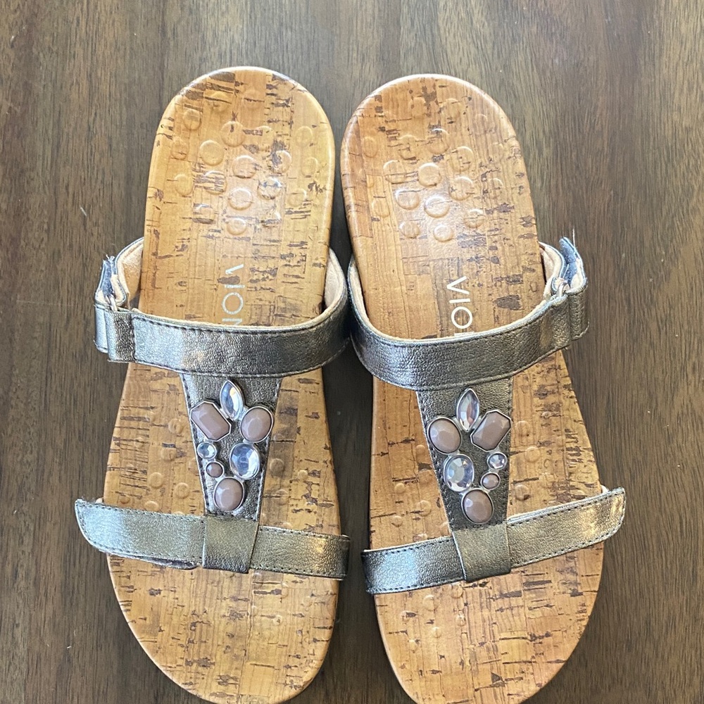 Vionic Metallic Silver Gemstone Cork Slide Sandals